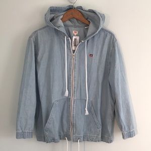 Levi’s zip up jean jacket, kangaroo style. Size L